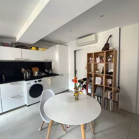 A LOUER - APPARTEMENT DE TYPE 2 - 30M² - CENTRE VILLE AIX EN PROVENCE - Photo 3