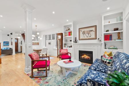 For Lease - 184 Neville Park Boulevard, Toronto, Ontario - Photo 2