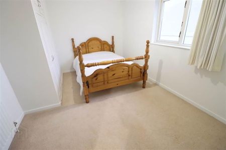 57 Drumadoon Drive, Dundonald, Belfast, BT16 2PP - Photo 4