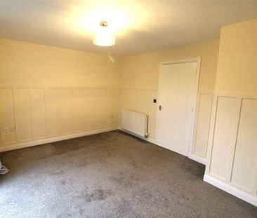 3 bedroom end of terrace house to rent - Photo 4