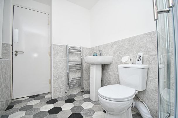 1 bed house share to rent in Emmanuel Street, Preston, PR1 - Photo 1