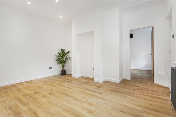 York Road, Woking, Surrey, GU22 7XR - Photo 1