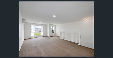 Stunning Views & Stylish Living - Photo 4