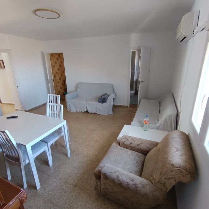 Alquiler Habitación en Jaén, Jaén - Photo 1
