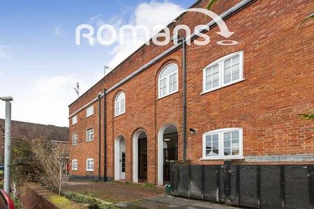 Castle House, Farnham, GU9 - Photo 2