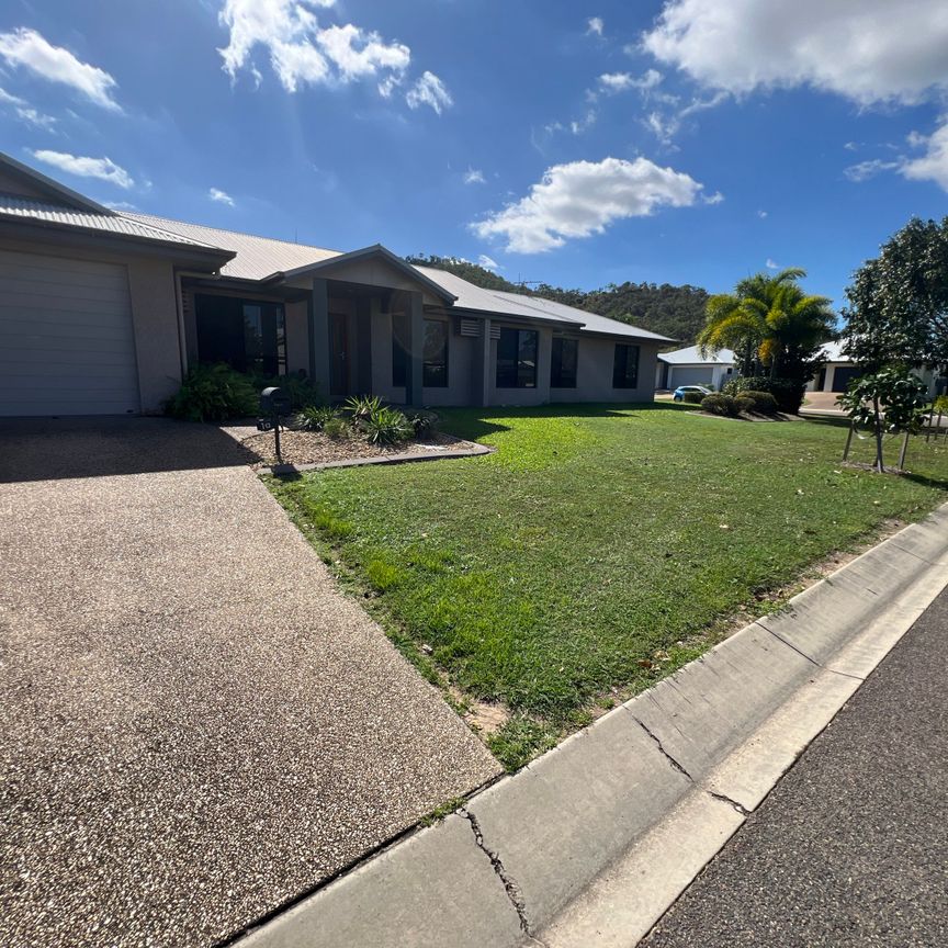 1A Zoe Court, Mount Louisa QLD 4814 - House For Rent | Domain - Photo 1