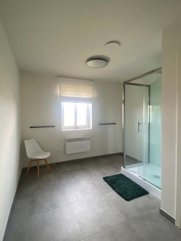 Ruime halfopen gezinswoning met 3 slaapkamers - Photo 4