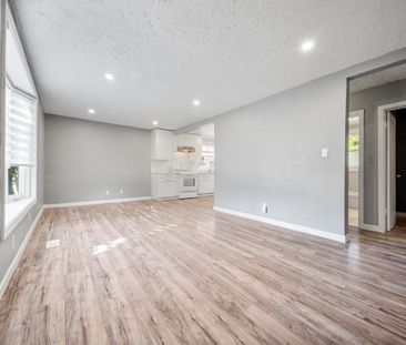 For Lease - 370 Grey Street, Brantford, Ontario - Photo 2