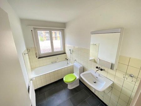 Helle Wohnung mit sonnigem Balkon - Photo 2