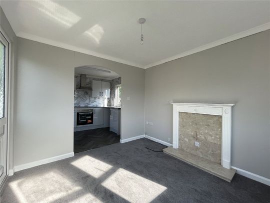 2 bedroom property to rent - Photo 1
