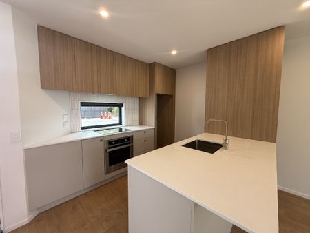 Unit 2, 90 Holly Road, St. Albans, Christchurch - Photo 5