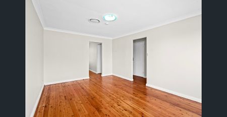 3 Bedroom Home In a Perfect Location!!!! - Photo 3