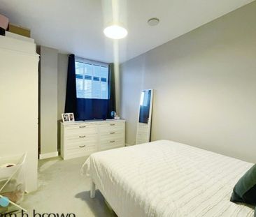 Victoria Avenue - Photo 4