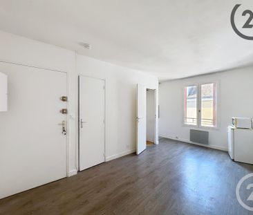 Location Appartement 1 pièce 18m² MELUN 77000 - Photo 1