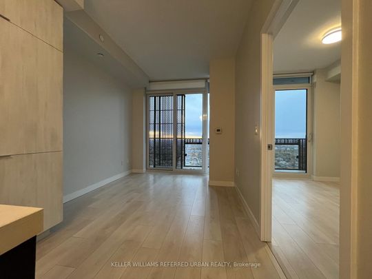 For Lease - 8 Eglinton Avenue Unit# 5104, Toronto, Ontario - Photo 1