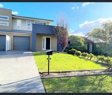 Modern 3-bedroom townhouse - Photo 4