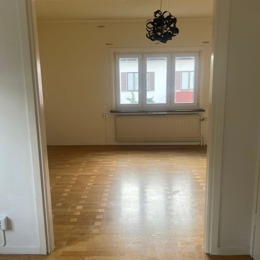 Hjärnegatan 12 - Photo 1