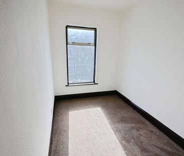 3 bedroom House To Let - Photo 5