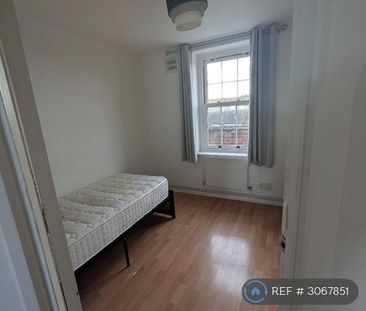 4 bedroom flat to rent - Photo 6