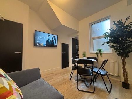 50 Parkmount Street, Belfast, BT15 3DX - Photo 4