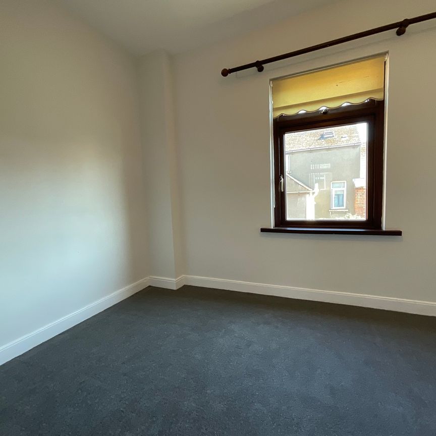 40 Ainsworth Drive, Belfast, BT13 3EJ - Photo 1