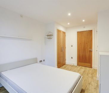 2 Bed Flat For Rent - Photo 1