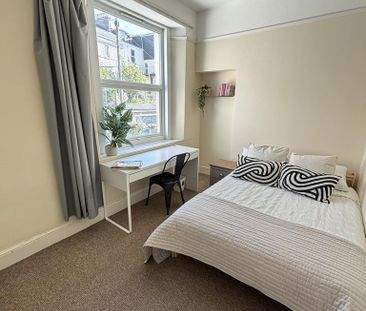 7 bedroom terraced house to rent - Photo 6