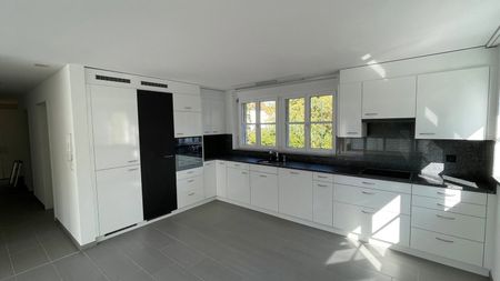 3.5 Zimmer, 103 m², 1. Stock - Photo 3