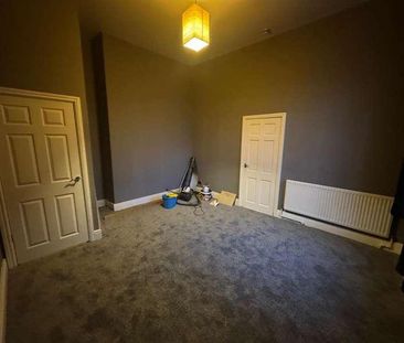 Bank Street, Dewsbury, WF12 - Photo 5