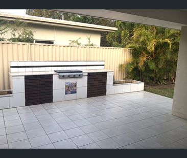 31 Riverlinks Boulevard East, Helensvale, Qld 4212 - Photo 6