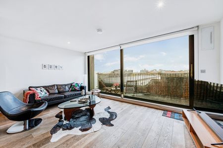 Bazalgette Court, Great West Road, Hammersmith, W6 - Photo 3