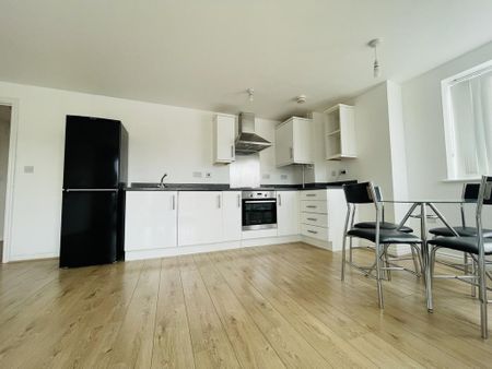 2 bedroom flat to rent - Photo 5