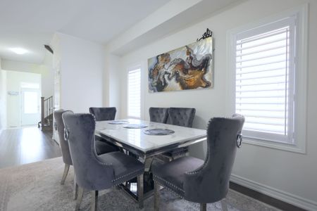 For Lease - 327 Northglen Blvd Boulevard, Clarington, Ontario - Photo 2