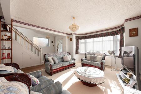 3 bedroom semi-detached house to rent - Photo 4