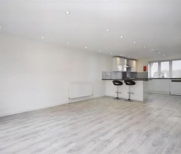 4 bedroom house to rent - Photo 3