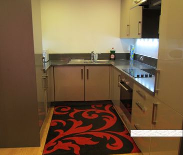 4 Bed Terraced House, Pontes Avenue, TW3 - Photo 6