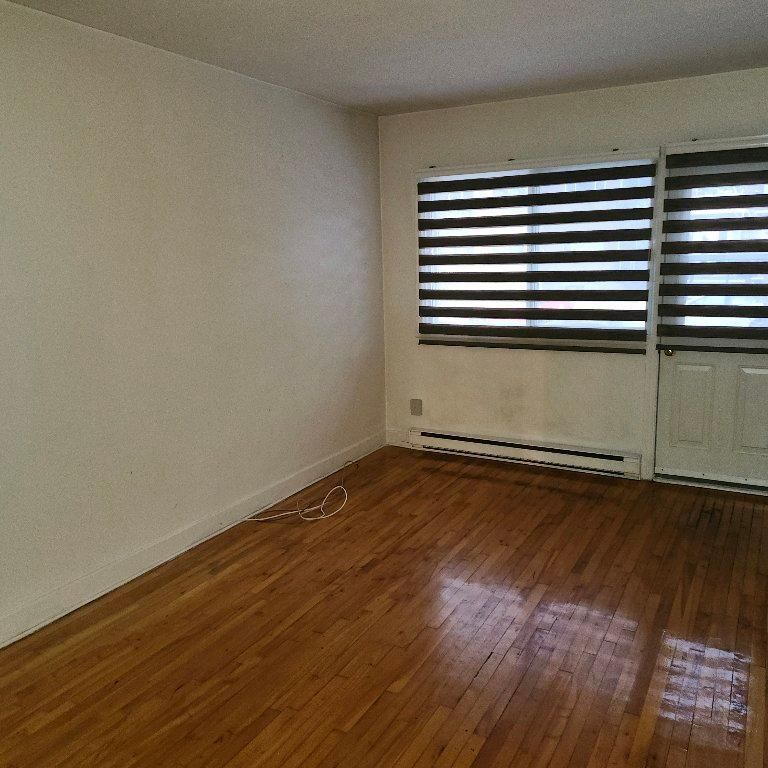 nice apartment 4.5 for rent in montreal - Photo 1