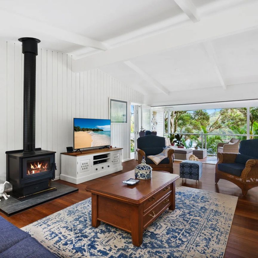 Perfect Match for a Prime Pittwater Setting - Photo 1