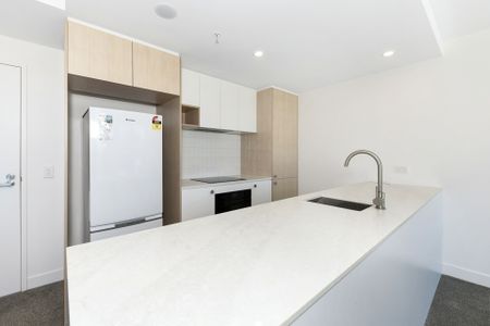 Modern Living One Bedroom Apartment in WOVA - Photo 5