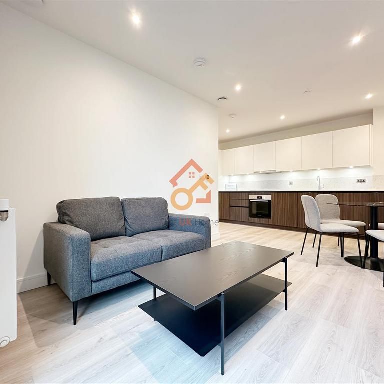 2 bedroom flat to rent - Photo 1