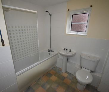 2 bedroom Flat - VIADUCT WAY, WELWYN GARDEN CITY. - Photo 6