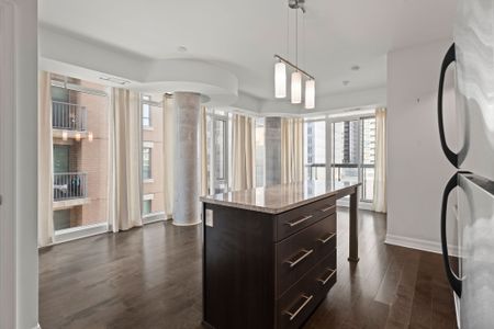 For Lease - 238 BESSERER Street Unit# 406, Lower Town - Sandy Hill, Ontario - Photo 2