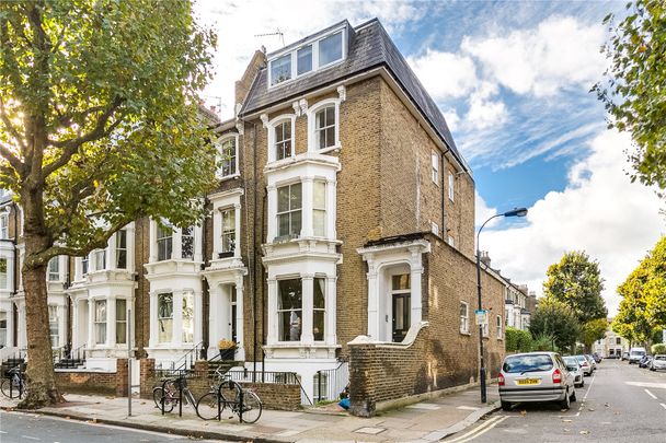 Hammersmith Grove, London, W6, London - Photo 1