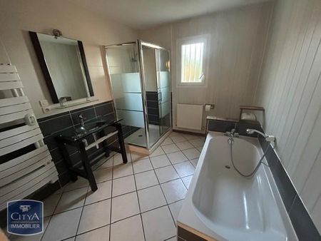 Location Maison 7 pièces 145m² TROUY 18570 - Photo 5