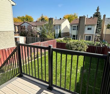 For Lease - 85 Sandyhook Square, Toronto, Ontario - Photo 1