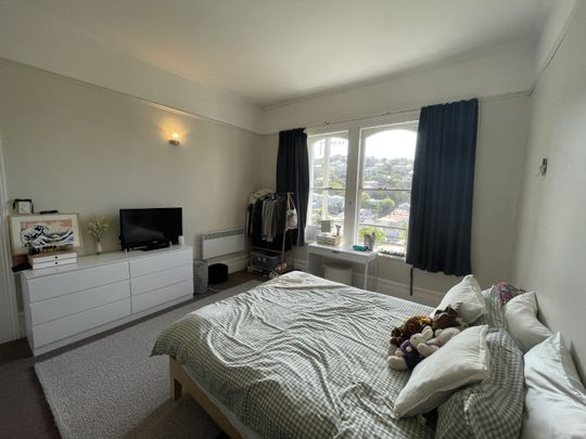 3 Bedrooms, 1 Bathroom - Photo 1