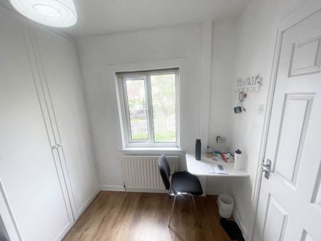 Stanhope Drive (ROOM 3), Horsforth, Leeds - Photo 5