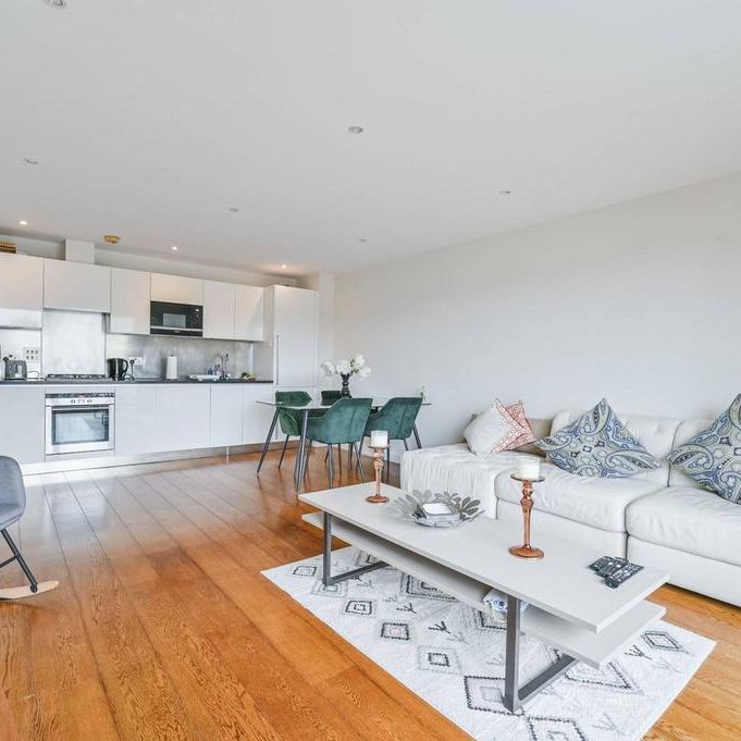 2 bedroom flat to rent - Photo 1