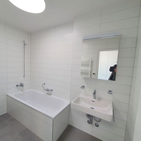 "moderne 1 1/2-Zimmer-Attikawohnung" - Photo 3