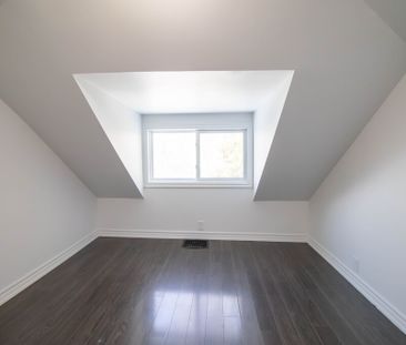 Newly Renovated 2-Bedroom Upper Unit for Rent! - Photo 2